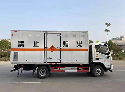龙泉爆破器材运输车